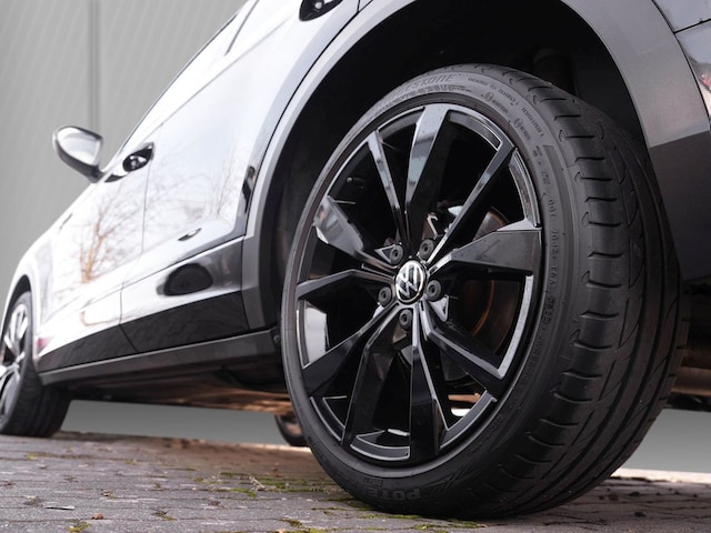 Volkswagen T-Roc 1.5 TSI DSG IQ.Drive R-Line