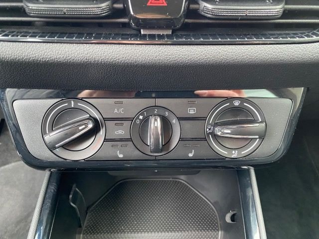 Skoda Fabia Fabia Essence 1,0 TSI 70 kW 5-Gang-Schaltgetriebe