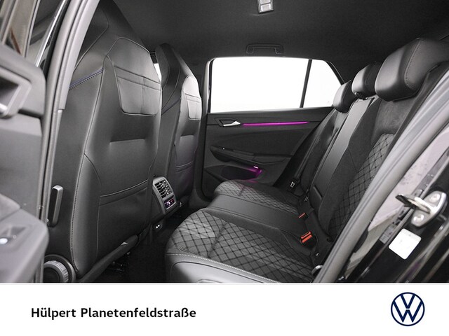Volkswagen Golf 1.5 eTSI Golf VIII R-Line