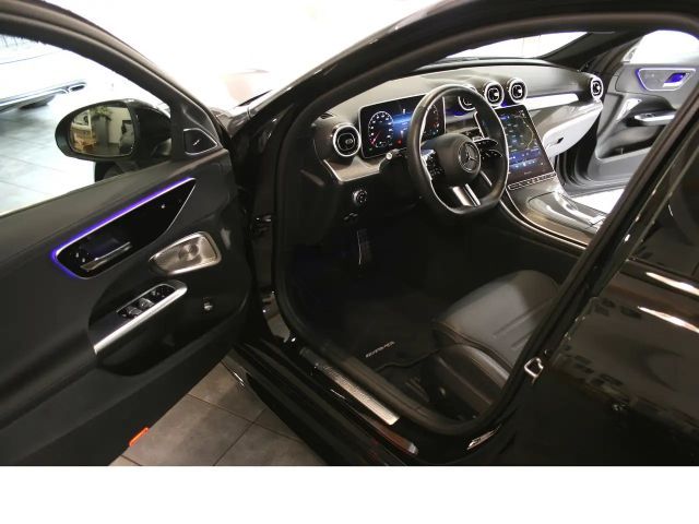 Mercedes-Benz C 180 AMG Line Sedan