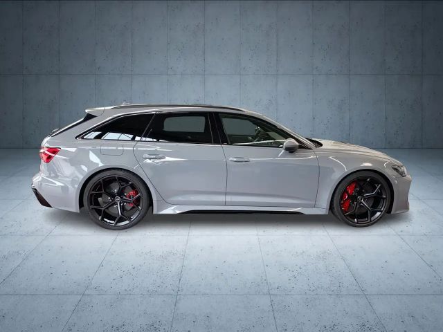 Audi RS6 Avant Performance