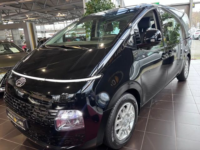 Hyundai Staria Trend