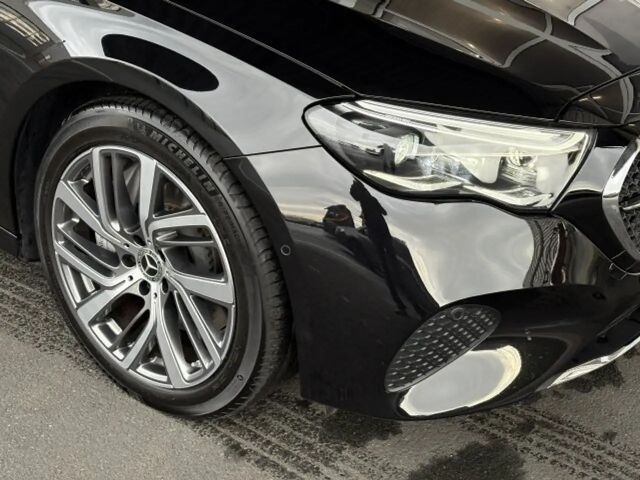 Mercedes-Benz E 300 E 300 e