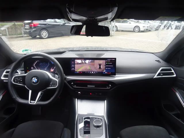 BMW 320 320d M-Sport Sedan