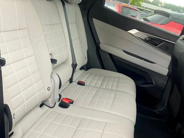 Renault Espace E-Tech Hybrid Iconic