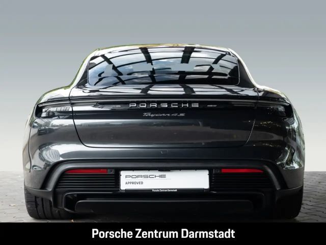 Porsche Taycan 4S