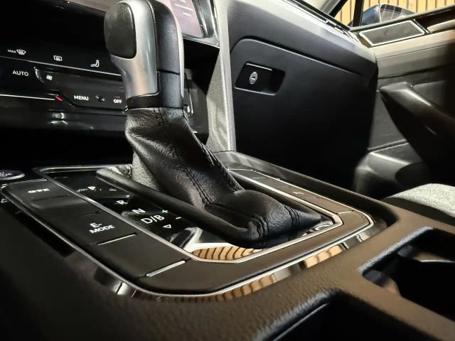 Volkswagen Passat DSG GTE Variant