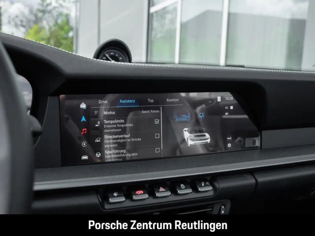 Porsche 992 Cabrio Carrera