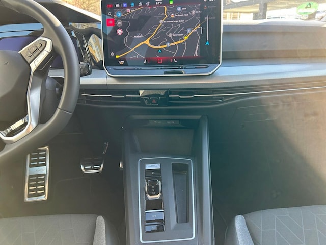 Volkswagen Golf 1.5 eTSI DSG Golf VIII