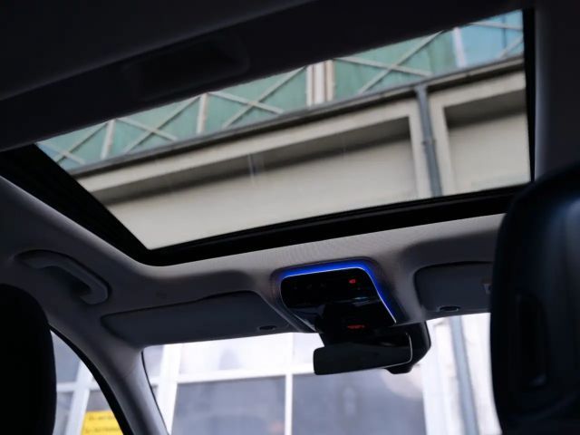 Mercedes-Benz C 220 AMG Line C 220 d Sedan