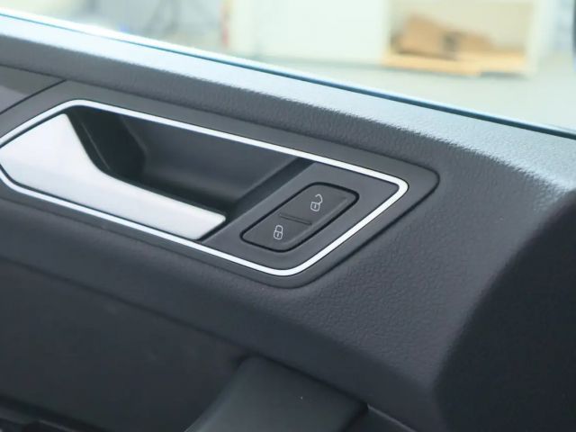 Volkswagen Touran DSG R-Line