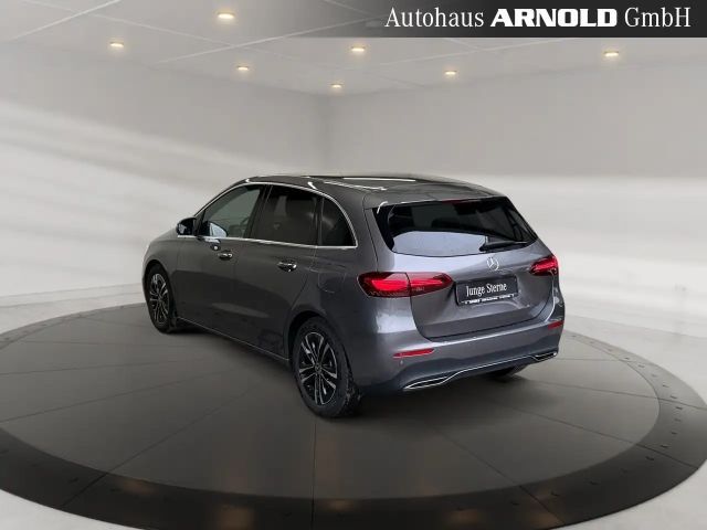 Mercedes-Benz B 250 4MATIC Progressive Sedan