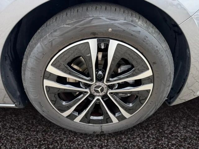 Mercedes-Benz B 180 Progressive