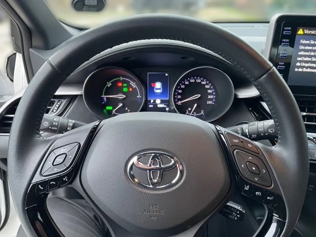 Toyota C-HR Flow