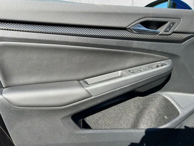 Volkswagen Golf 2.0 TSI Golf VIII