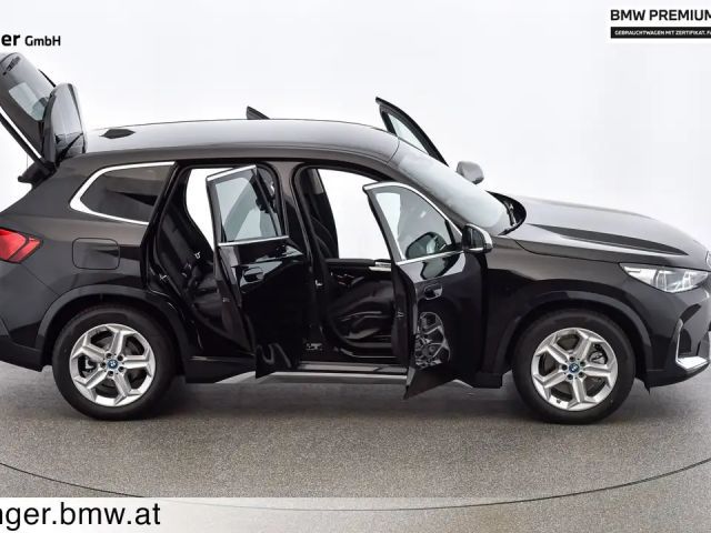 BMW iX1 xDrive30