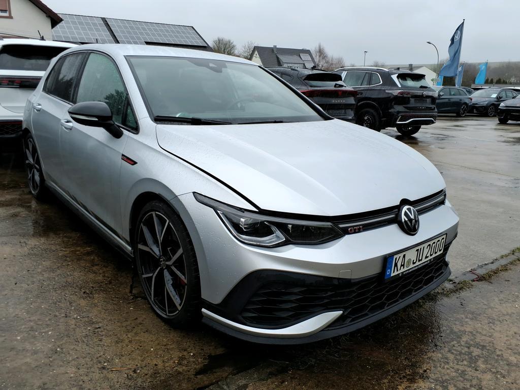 Volkswagen Golf GTI IQ.Drive Style
