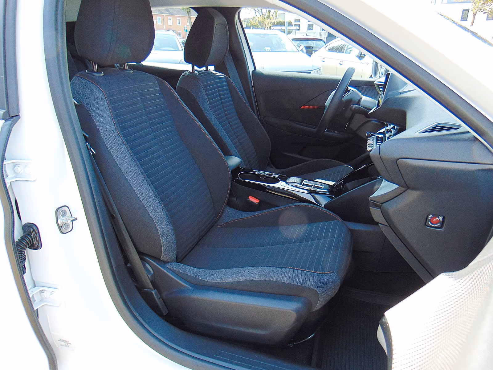 Peugeot E-208 Active Pack