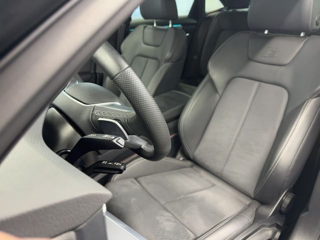 Audi A6 45 TFSI Quattro S-Line S-Tronic Sedan