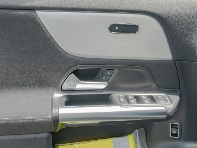 Mercedes-Benz GLA 250 4MATIC