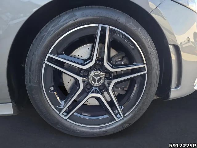 Mercedes-Benz A 220 A 220 d AMG Line