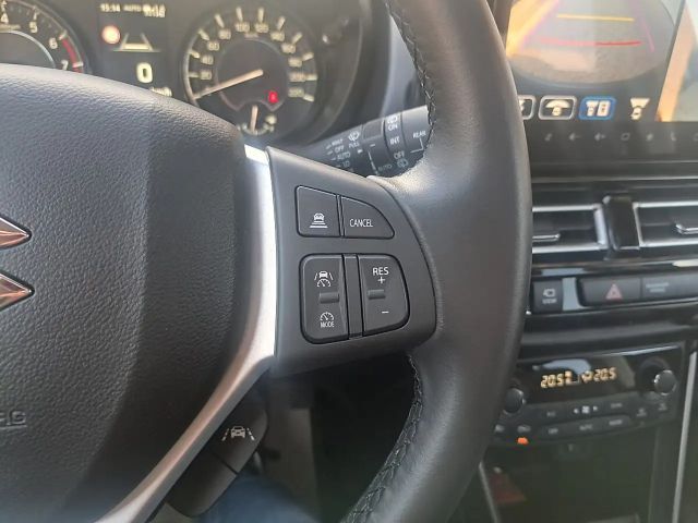 Suzuki S-Cross AllGrip Flash Hybrid