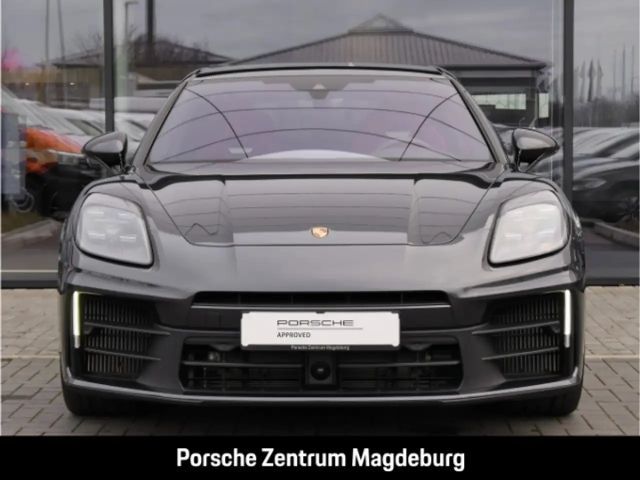 Porsche Panamera 4