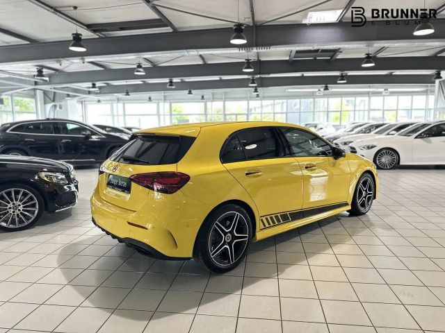 Mercedes-Benz A 220 4MATIC AMG Line