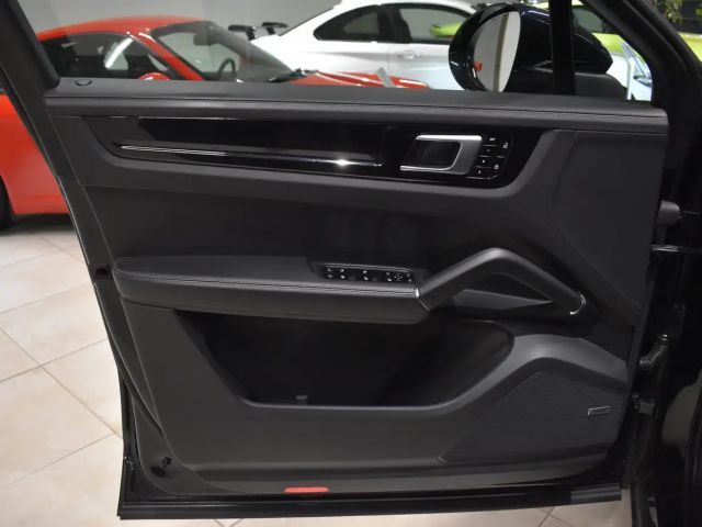 Porsche Cayenne Coupé E-Hybrid