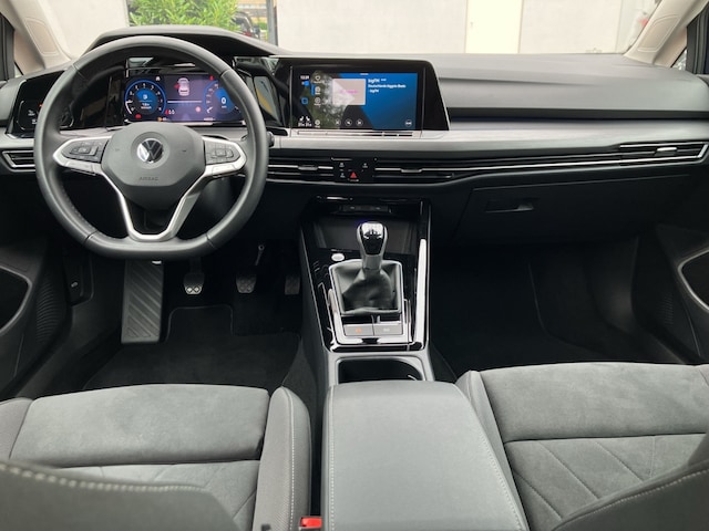 Volkswagen Golf 1.5 TSI Plus Style