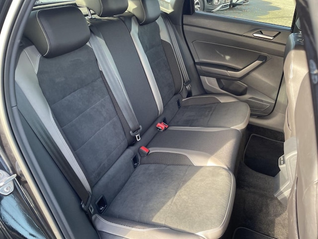 Volkswagen Polo 2.0 TSI DSG GTI