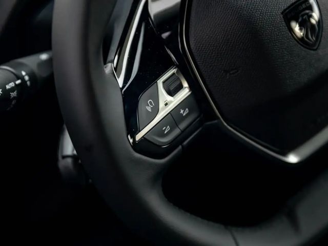 Peugeot 2008 130 PK AT | Navi | 360° Camera | Dodehoekdet. |...