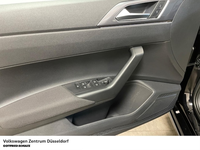 Volkswagen Polo 1.0 TSI DSG Style