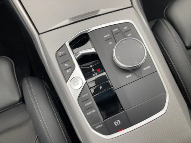 BMW 320 320e Touring