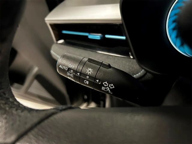 MG MG5 51 kWh EV Luxury Standard range