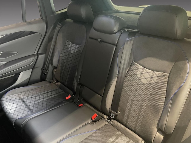 Volkswagen Tiguan R-Line eHybrid