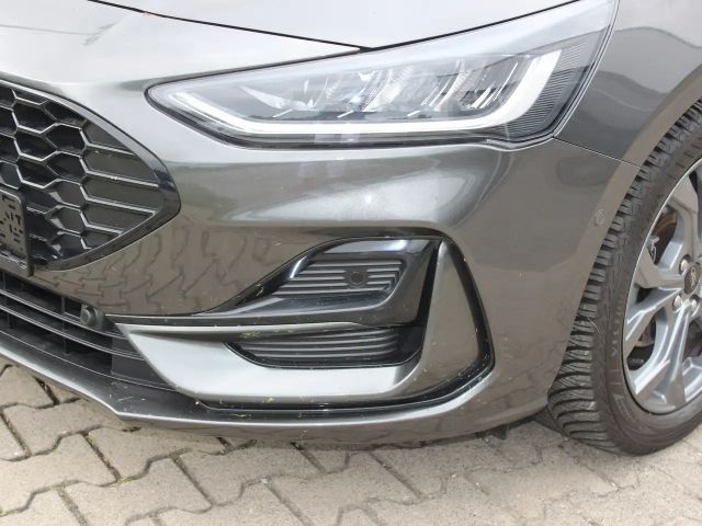 Ford Focus EcoBoost ST Line