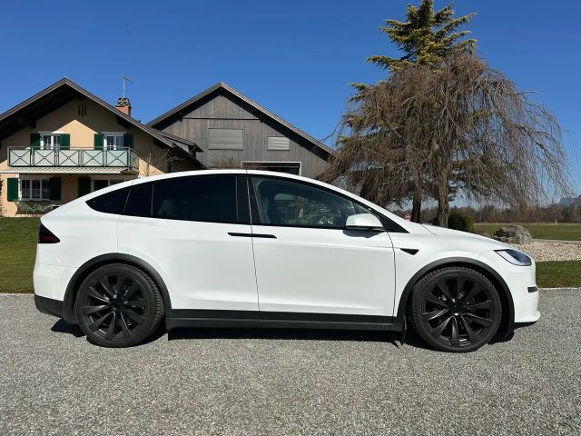 Tesla Model X LongRange neues Model 7 Sitze 22 Zoll AHK