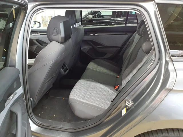 Skoda Superb 2.0 TDI Combi Selection