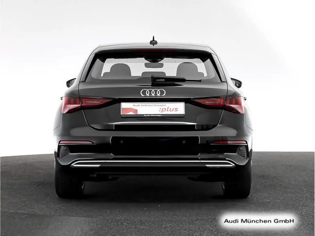 Audi A3 40 TFSI Hybride S-Tronic Sedan