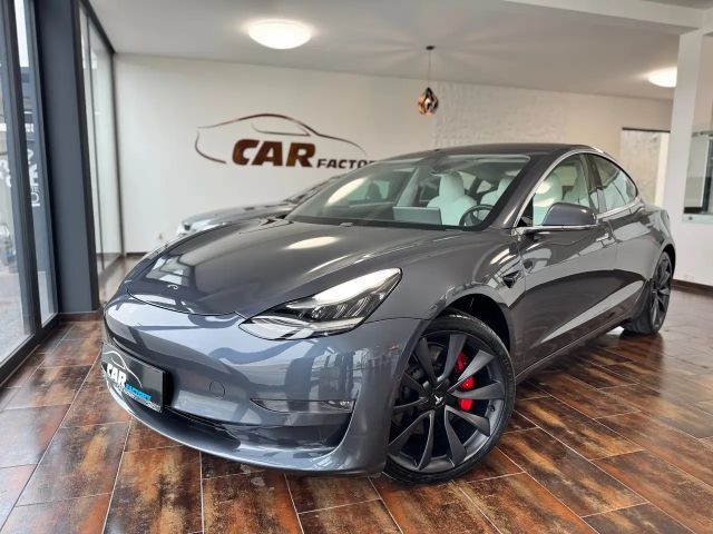 Tesla Model 3 Performance