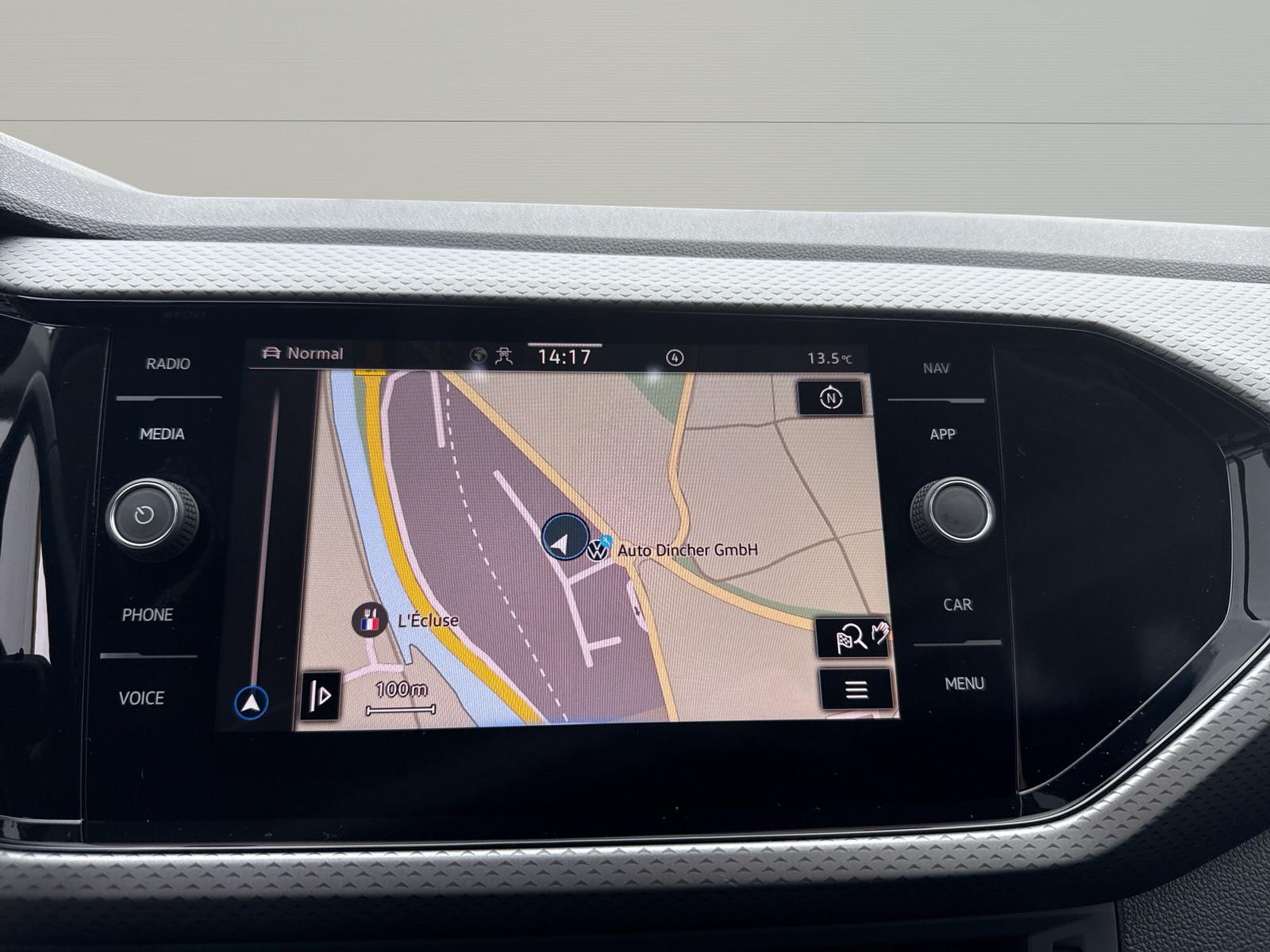 Volkswagen T-Cross Active