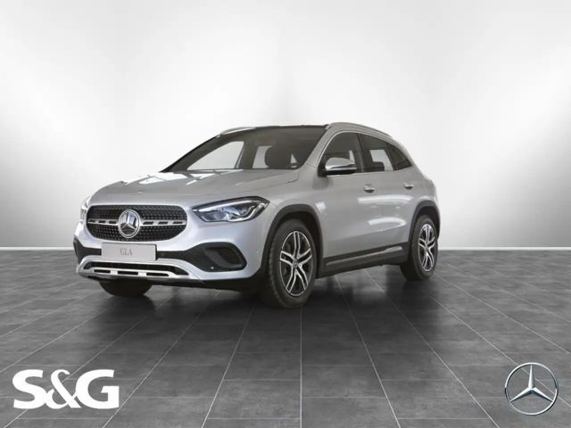 Mercedes-Benz GLA 180 Progressive