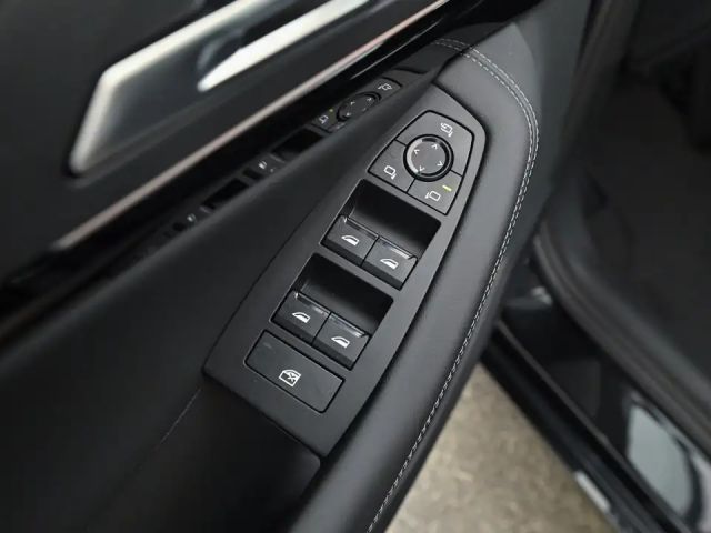 BMW 218 218d Active Tourer Sedan