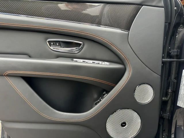 Bentley Bentayga V8