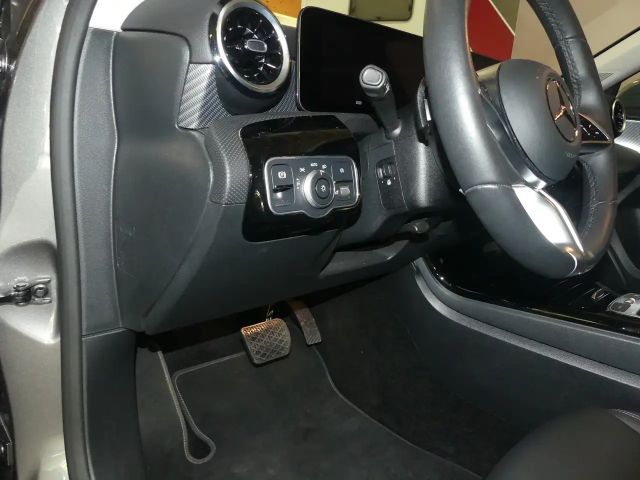 Mercedes-Benz A 200 Progressive