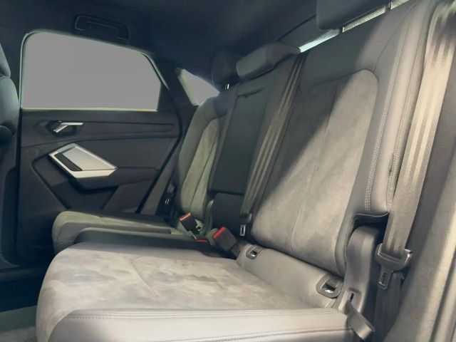 Audi Q3 35 TFSI S-Line