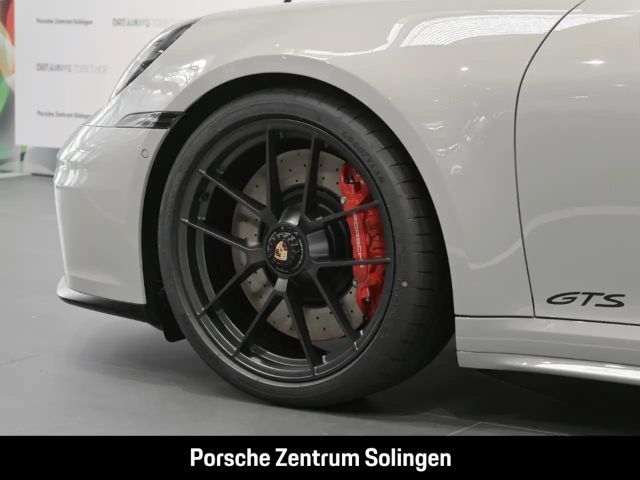 Porsche 911 Cabrio Carrera GTS