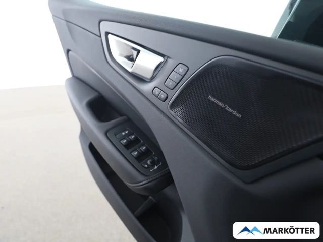 Volvo XC60 AWD Dark Plus T8