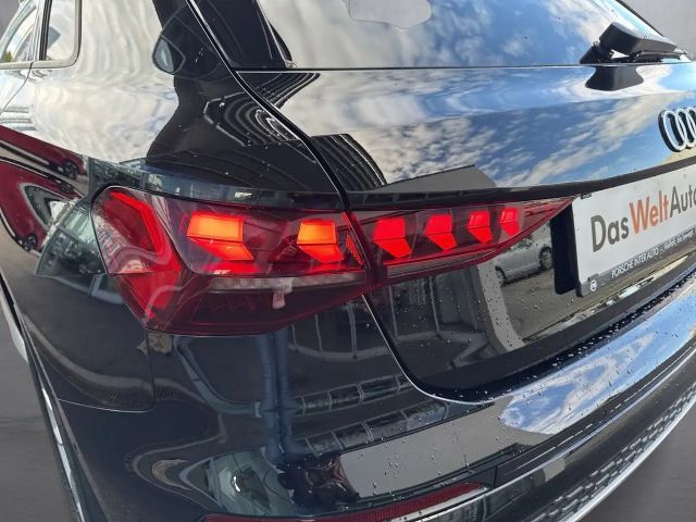 Audi A3 30 TFSI Sedan